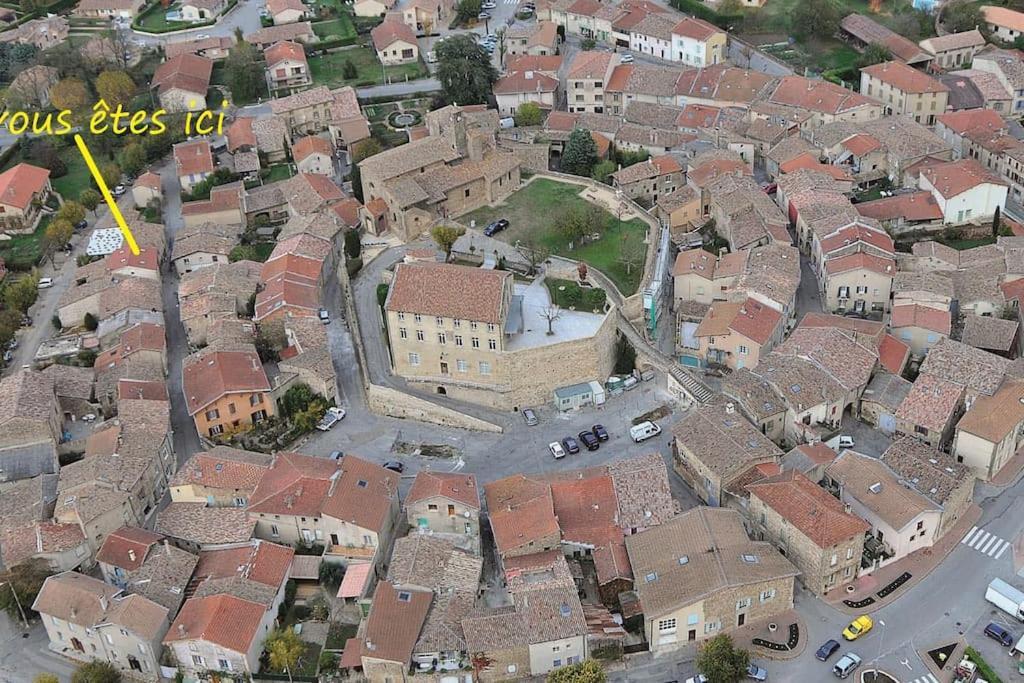 Charmant Meuble Dans Un Joli Village Circulaire Alixan Exterior photo